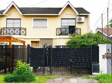 Departamento · 99m² · 4 Ambientes · 1 Cochera · Duplex en Villa Gobernador Udaondo