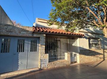 Casa · 195m² · 3 Ambientes · 1 Cochera · Casa en Venta en Pergamino