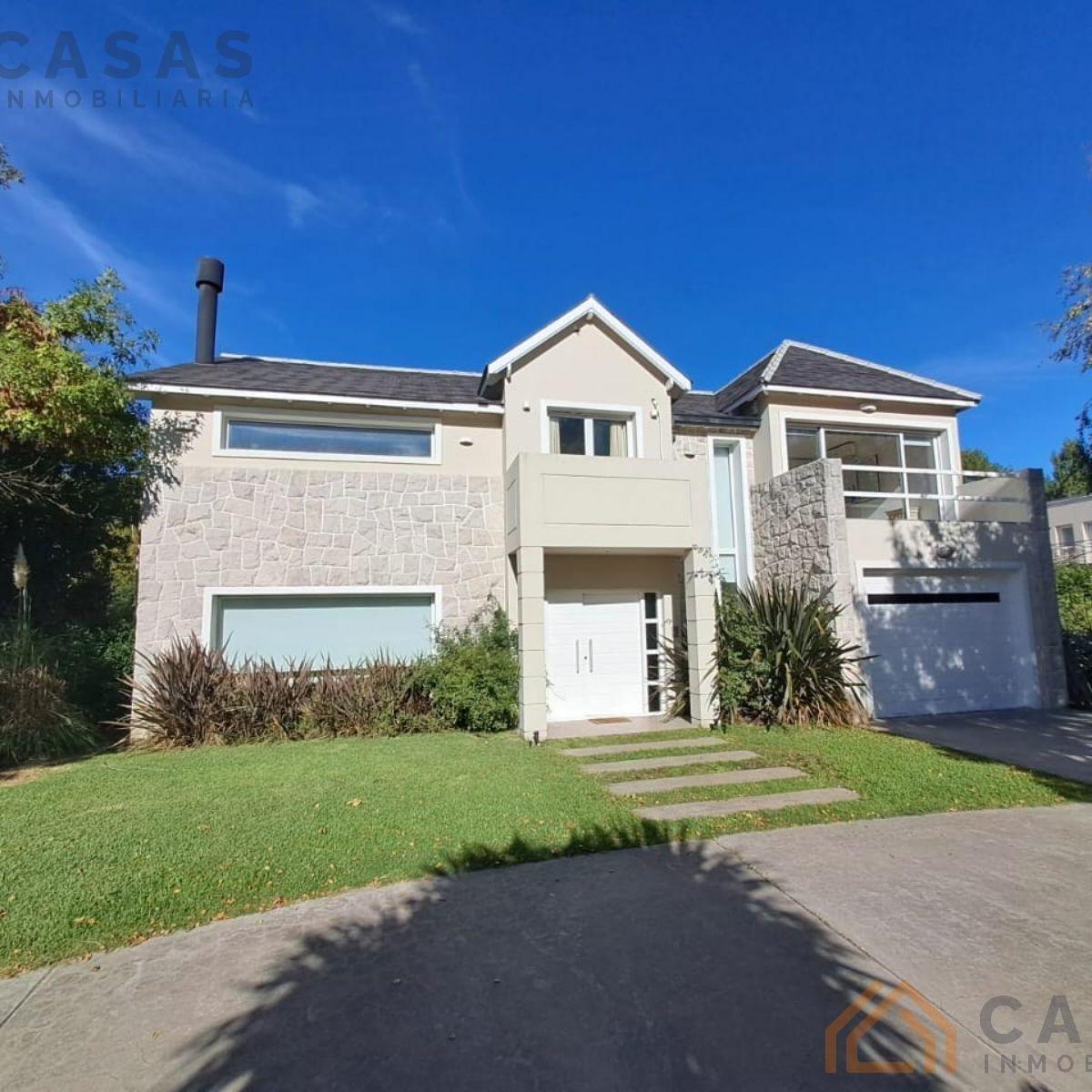 En venta Casa 4 ambientes en Rumencó, barrio Los Pinos