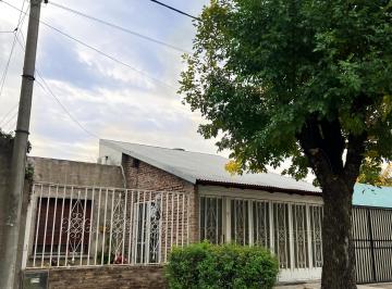 Casa de 5 ambientes, Rosario · Increíble Propiedad en Belgrano