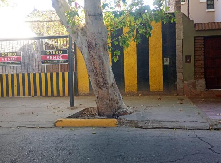 Terreno · 325m²