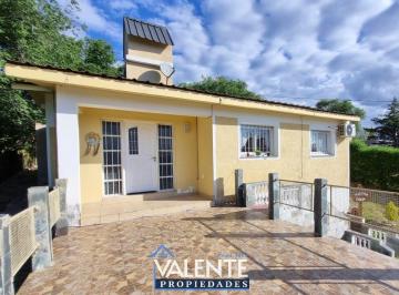 Casa de 5 ambientes, La Falda · Oportunidad en Zona y Precio