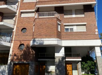 Departamento de 4 ambientes, Pergamino · Piso Céntrico de 3 Dorm. Frente a La Plaza Merced, Pergamino
