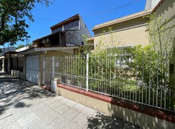 Casa · 115m² · 3 Ambientes · 1 Cochera · Casa - Victoria