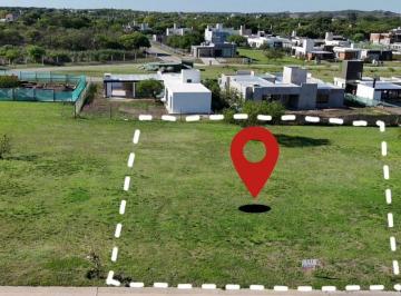 Terreno · 1000m² · Venta Gran Oportunidad Lote Premium Fondo Norte, B° La Cercanía E53 Usd 73.000