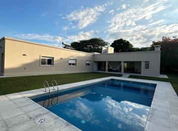 Casa de 7 ambientes, Villa Allende · Casa en Venta en La Herradura de Una Sola Planta