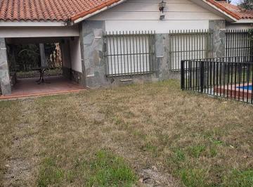 Casa · 100m² · 4 Ambientes · Casa en Venta - 2 Dorm. 1 Baño - 590 m² - Rosario