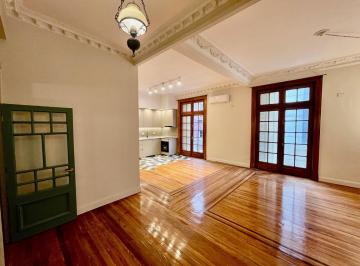 Departamento de 4 ambientes, Centro / Microcentro · Impecable Unidad Reciclada con Ubicación Preferencial.