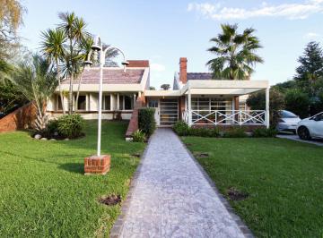 Casa de 5 ambientes, Presidente Perón · Casa de 5 Ambientes en El Centro del Country Club El Paraiso