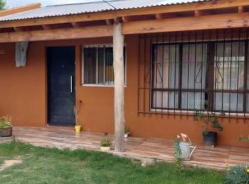 Casa · 115m² · 3 Ambientes · 1 Cochera · Casa en Venta en San Vicente
