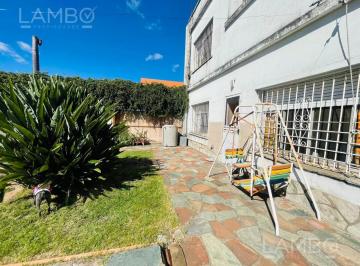 Casa · 219m² · 5 Ambientes · Venta Casa El Palomar