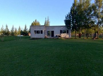 Quinta vacacional · 85m² · 3 Dormitorios · Quinta S/lote 1600 m² 3 Dorm, Pileta, Lago - Cañuelas