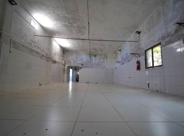 Local comercial · 585m² · 2 Cocheras · Venta Local Comercio Galpon Casa Ciudad D La Costa