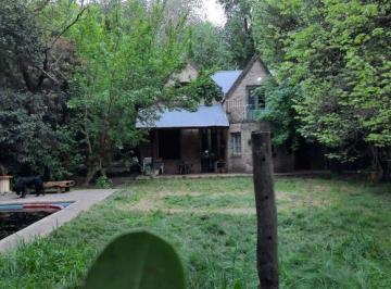 Casa · 170m² · 7 Ambientes · Casa en Venta - 2 Dorm. 2 Baños - 865,35 m² - Villa Udaondo, Ituzaingó