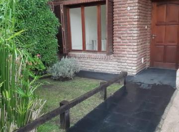 Casa · 33m² · 3 Ambientes · Venta Casa en Barrio Repetto Coronel Vidal