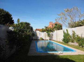 Casa · 189m² · 6 Ambientes · 2 Cocheras · Dúplex en Venta - 5 Dorm. 4 Baños - Cocheras - 530 m² - Constitución