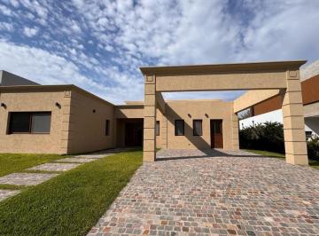 AMN-AMN-3529_2 · Casa en Venta en La Reserva Cardales