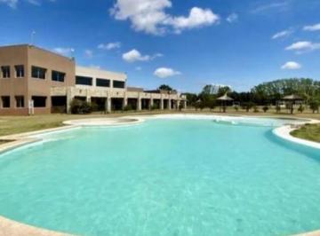 Terreno · 899m² · Lote en Venta en Barrio La Alameda
