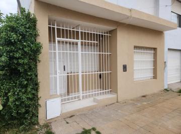 PH · 56m² · 3 Ambientes · PH en Venta - 2 Dorm. 1 Baño - 56 m² - Necochea