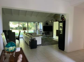 Living comedorl · Alquiler Casa Una Planta Barrio Cerrado Septiembre, Escobar