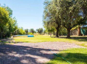 Quinta vacacional · 157m² · 1 Dormitorio · Venta Quinta con Pileta en Buen Orden San Martin