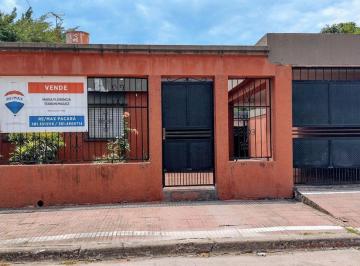 Casa · 116m² · 4 Ambientes · 3 Cocheras · Venta Casa 3 Dorm - Apta Credito - B° Oeste 1
