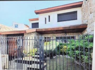 Casa · 193m² · 5 Ambientes · 2 Cocheras · Casa en Venta - 3 Dorm. 4 Baños - 269 m² - Ciudad Madero
