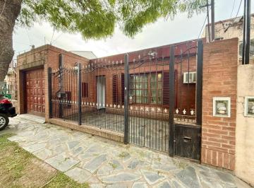 Casa · 70m² · 3 Ambientes · 1 Cochera · Venta Casa 3 Amb Jose C Paz. Apto Crédito