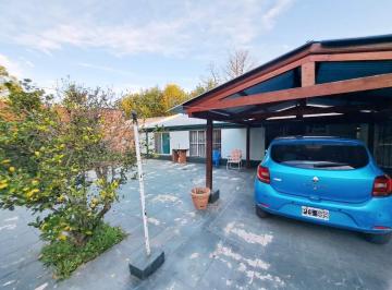 Casa de 4 ambientes, La Plata · 26 y 446, Excelente Zona, Residencial