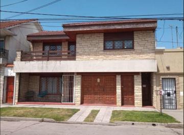Casa · 80m² · 3 Ambientes · PH en Venta - 2 Habitaciones 1 Baño - 80 m² - Mar del Plata