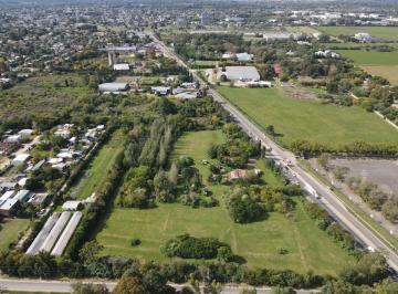 Campo · 200m² · Fracción en Venta Sobre Ruta 25, a m de Panamericana