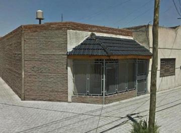 Casa · 145m² · 3 Ambientes · 2 Cocheras · Excelente Casa 3 Ambientes C/ Cochera Para 2 Autos - San Justo