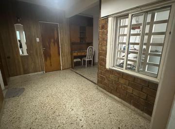 Casa de 9 ambientes, Rosario · Alquiler Propiedad