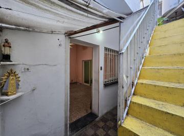 PH · 1m² · 2 Ambientes · PH en Alquiler a Refaccionar con Patio - Terraza y Quincho
