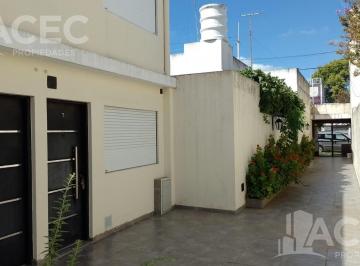 Departamento · 60m² · 2 Ambientes · Venta - Departamento de Pasillo - Barrio Matheu