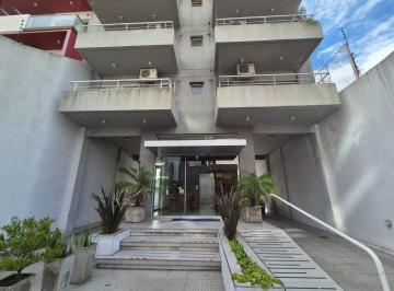 Departamento · 68m² · 3 Ambientes · 1 Cochera · Venta Departamento 3 Ambientes con Cochera Quilmes