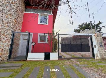 Casa · 90m² · 3 Ambientes · Casa de 3 Ambientes en Alquiler Temporario - Barrio San Carlos - Temporada 2024/2025