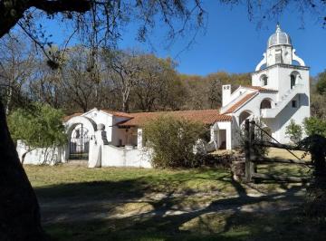 Casa de 13 ambientes, La Granja · Oportunidad en La Granja - Casa Estilo Colonial