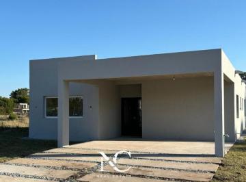 Casa · 190m² · 5 Ambientes · 2 Cocheras · Casa en Venta en Costa Esmeralda