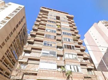 Departamento · 67m² · 5 Ambientes · Departamento en Venta Av Colón