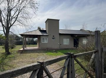 Casa · 250m² · 4 Ambientes · 2 Cocheras · Casa en Venta en Club de Campo La Ranita Luján Pilar