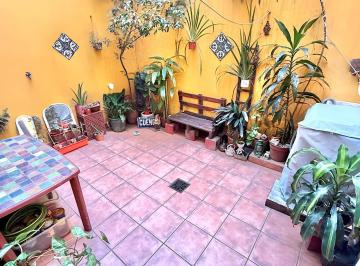 Departamento de 2 ambientes, Villa Crespo · Departamento con Patio en Venta