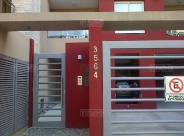 Puerta de entrada · Departamento Semipiso en Venta Ubicado en La Lucila, Zona Norte