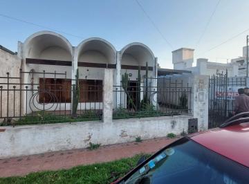 Casa de 3 ambientes, Córdoba · Casa en Venta Bº Altos de Velez Sarsfield Casa un Dormitorio.