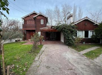 Casa · 300m² · 3 Ambientes · 4 Cocheras · Venta de Dos Unidades Tipo Cabañas en Barrio Parquemar - Ciudad de Miramar.