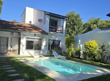 Casa · 150m² · 5 Ambientes · 1 Cochera · Casa en Venta en Torcuato de 4 Dorm.