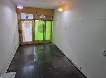 Local comercial de 1 ambiente, Parque Patricios · Local Comercial en Alquiler Ubicado en Parque Patricios