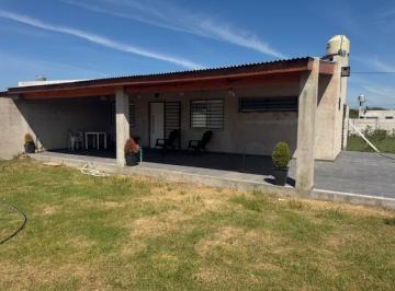 Casa de 1 ambiente, San Vicente · Quincho con Amplio Lote