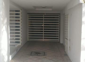 Garage , Rosario · Venta Cochera Techada Colón 1800