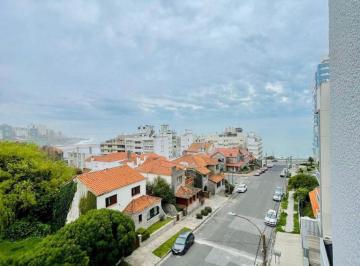 Departamento de 2 ambientes, Mar del Plata · Venta 2 Amb con Terraza y Quincho Vista Al Mar en Playa Chica